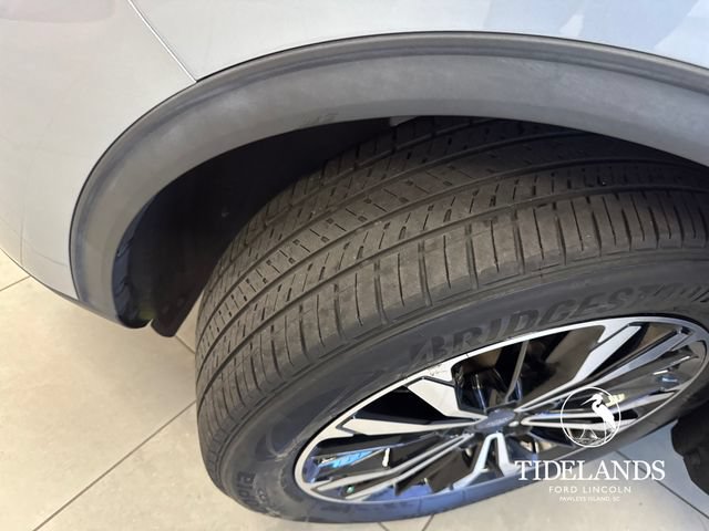Certified 2022 Ford Escape SE w/ SE Sport Appearance Package FWD image 31