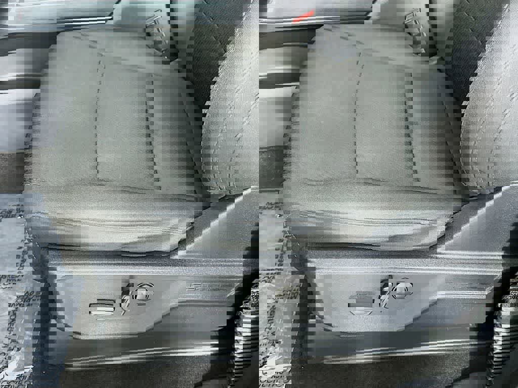 Certified 2022 Ford F150 XLT w/ Equipment Group 302A High image 30