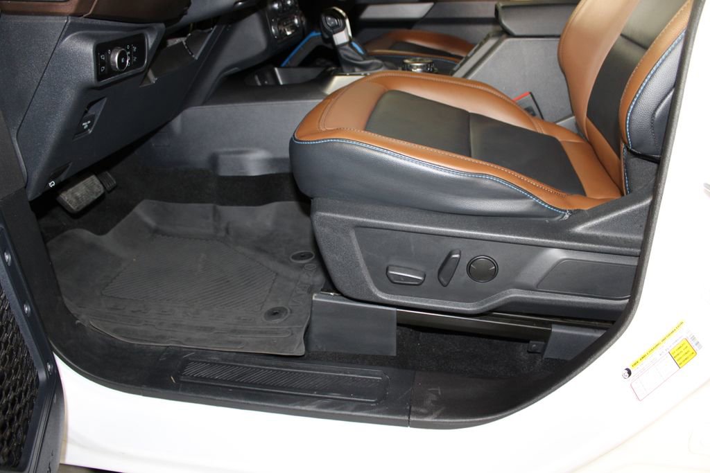 Certified 2023 Ford Bronco Outer Banks w/ Sasquatch Package image 10