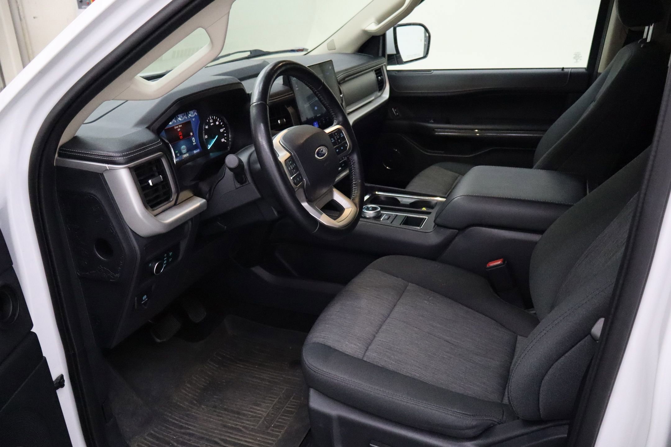 Certified 2022 Ford Expedition XLT image 23