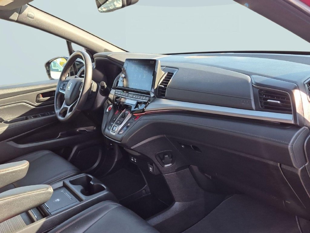 Used 2025 Honda Odyssey Sport-L image 27