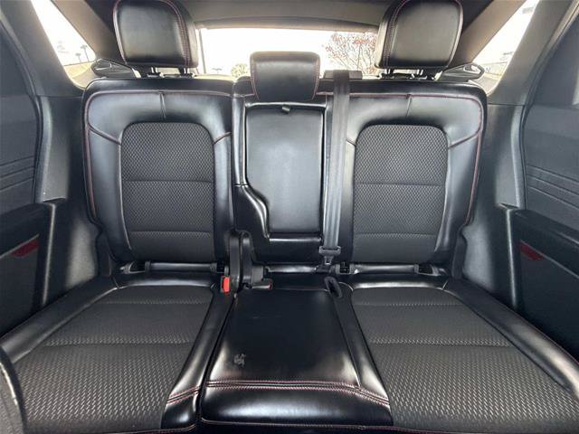 Certified 2025 Ford Escape ST-Line FWD image 16