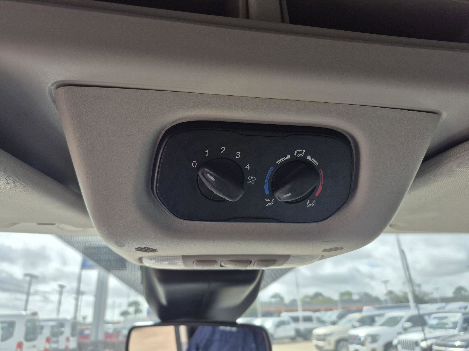 Certified 2019 Ford Transit 350 XL image 16