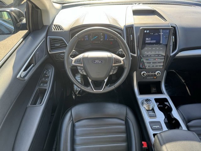 Certified 2022 Ford Edge SEL w/ Convenience Package image 9