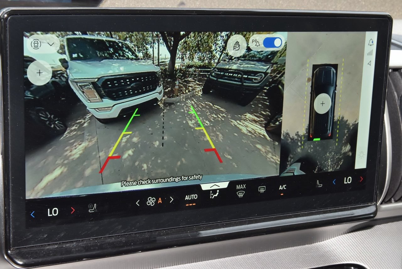 Certified 2025 Ford Expedition Max Active AWD/4WD image 29