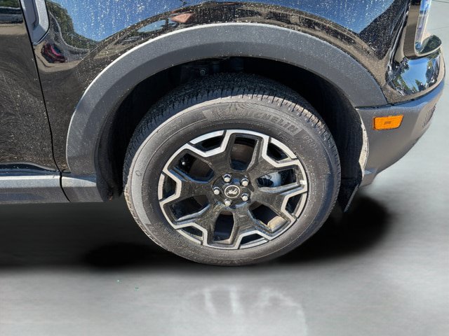 Certified 2025 Ford Bronco Sport Outer Banks w/ Outer Banks Tech Package+ AWD/4WD image 28