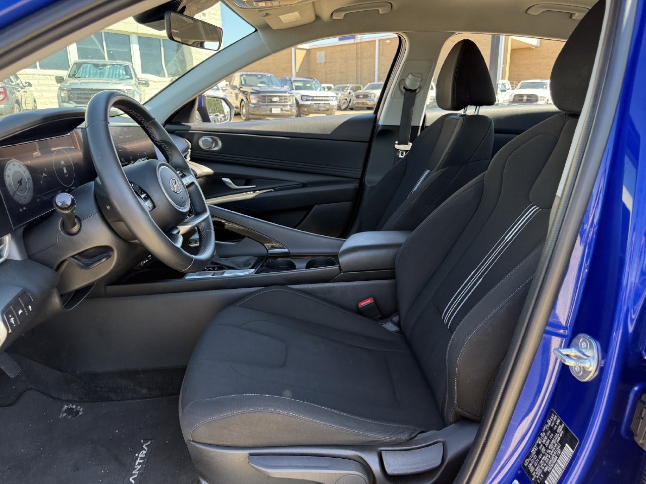 Used 2023 Hyundai Elantra SEL w/ Convenience Package FWD image 24