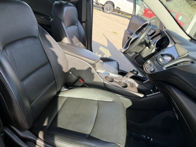 Used 2020 Chevrolet Malibu LT w/ Leather Package FWD image 32