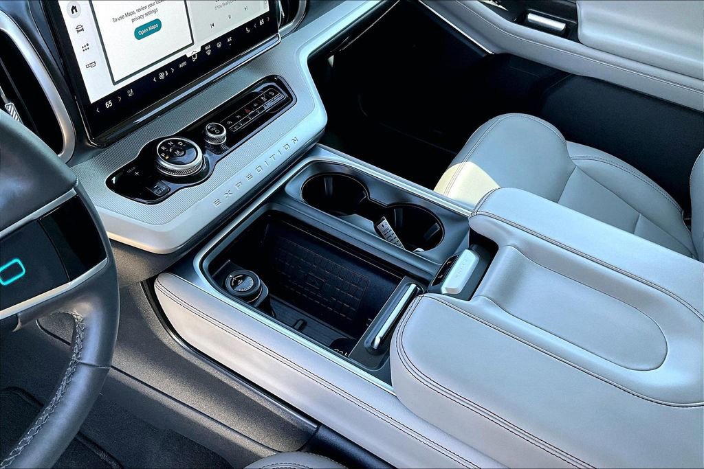 Certified 2025 Ford Expedition Active AWD/4WD image 15