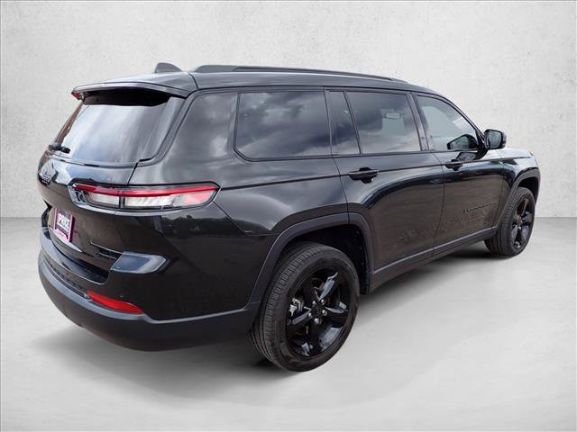 Used 2024 Jeep Grand Cherokee L Limited w/ Black Appearance Package AWD/4WD video 4