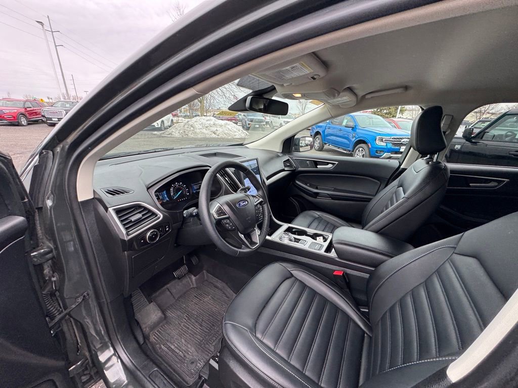 Certified 2024 Ford Edge SEL w/ Convenience Package image 16