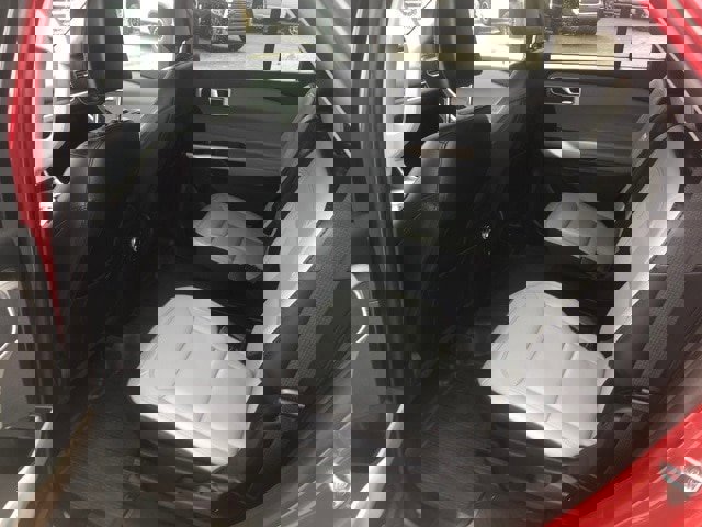 Certified 2021 Ford Explorer XLT w/ Equipment Group 202A image 7