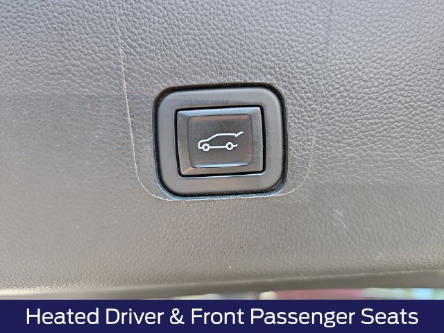 Used 2023 Chevrolet Traverse RS AWD/4WD image 16