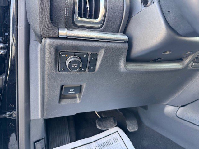 Certified 2025 Ford Expedition Platinum w/ Driver's Package image 15