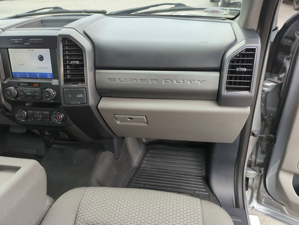 Certified 2022 Ford F350 XLT RWD image 16