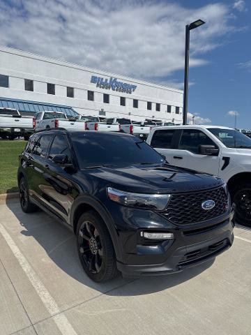 Certified 2024 Ford Explorer ST w/ Equipment Group 401A AWD/4WD image 2