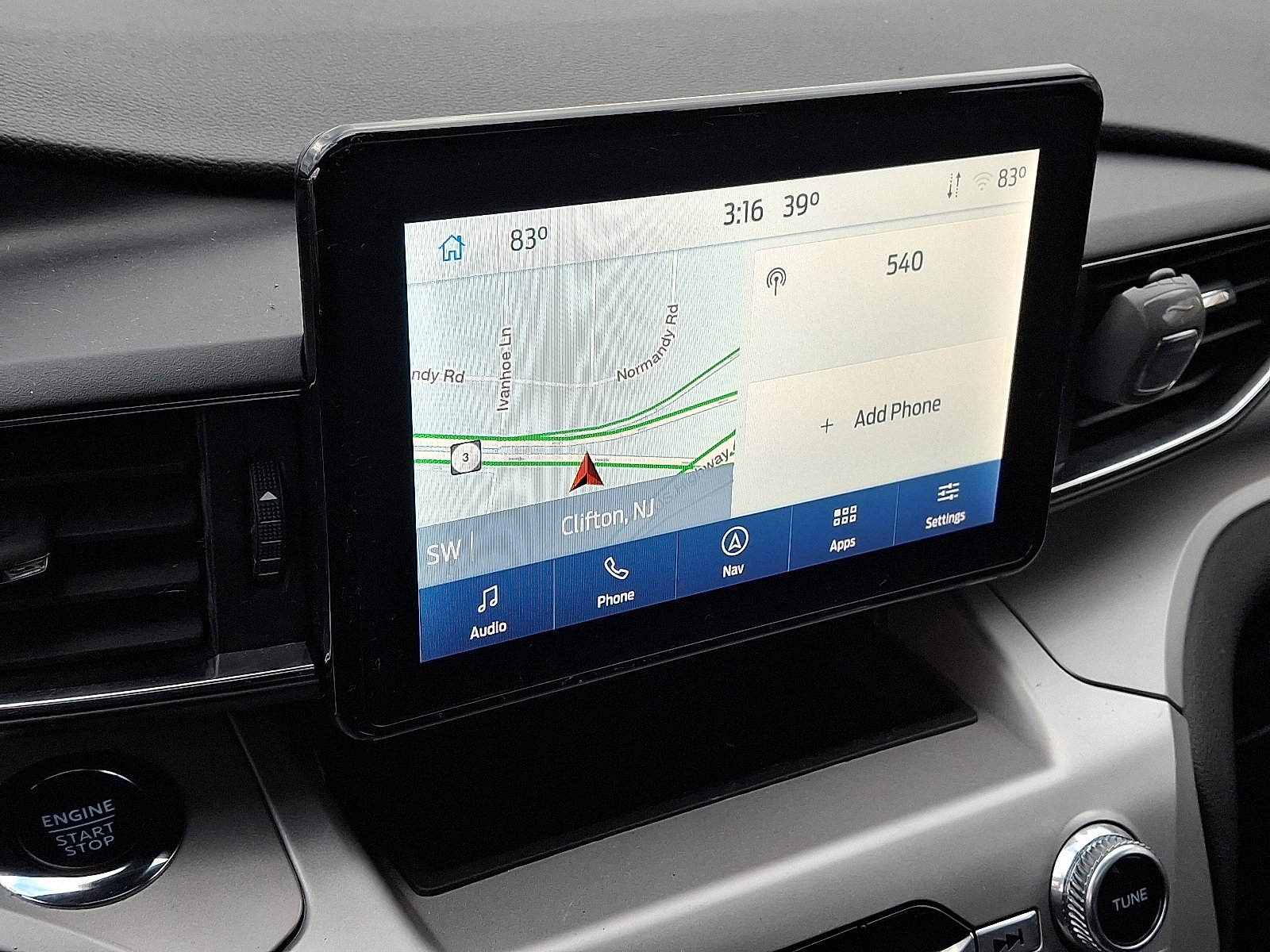 Certified 2022 Ford Explorer XLT w/ Equipment Group 202A image 17