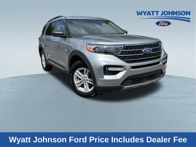 Certified 2023 Ford Explorer XLT w/ Equipment Group 202A AWD/4WD image 1