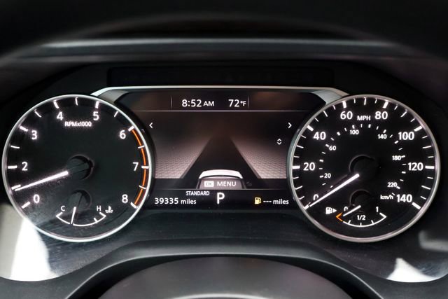 Used 2022 Nissan Rogue SV image 32