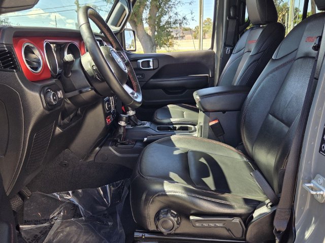 Used 2023 Jeep Wrangler Unlimited Rubicon w/ LED Lighting Group AWD/4WD image 15