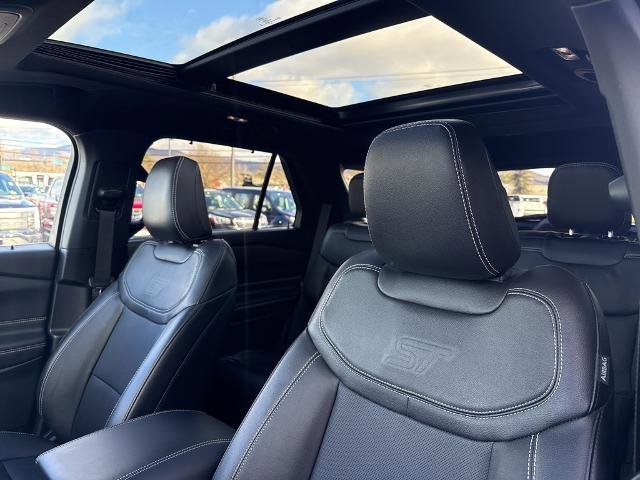 Certified 2024 Ford Explorer ST w/ Equipment Group 401A image 21