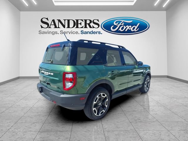Certified 2024 Ford Bronco Sport Outer Banks w/ Tech Package AWD/4WD image 2