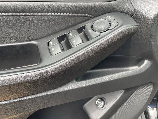 Used 2023 Chevrolet Traverse LT w/ LPO, Floor Liner Package AWD/4WD image 23