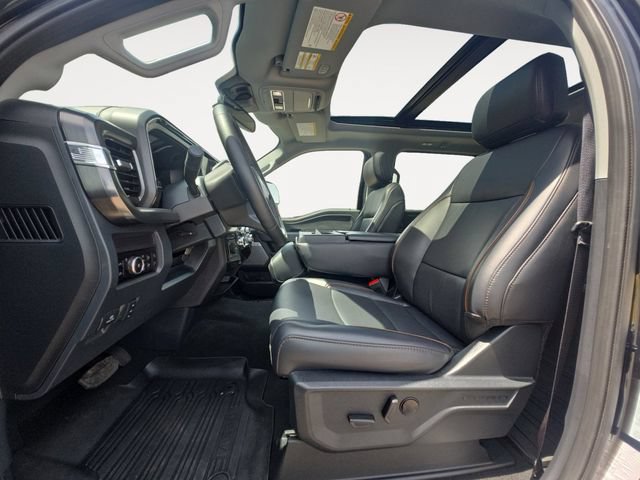 Certified 2025 Ford F350 Lariat w/ Black Appearance Package AWD/4WD image 9