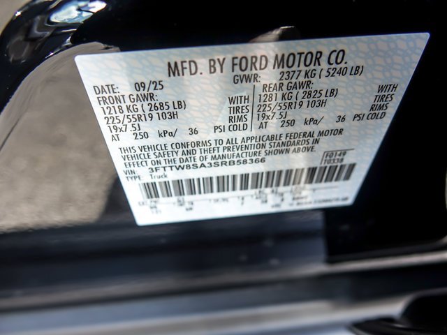 Certified 2025 Ford Maverick Lariat w/ 4K Tow Package AWD/4WD image 30