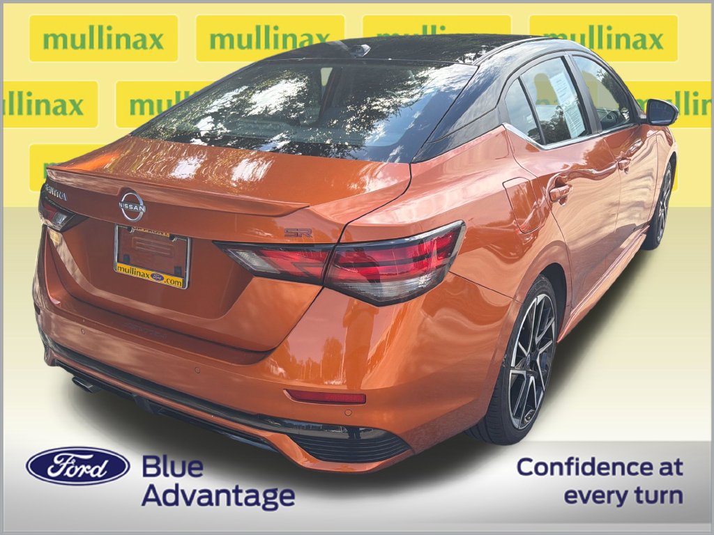 Used 2025 Nissan Sentra SR FWD image 4