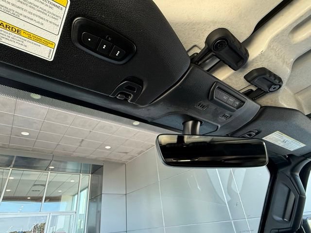 Used 2023 Jeep Gladiator Overland w/ Popular Equipment Package AWD/4WD image 32