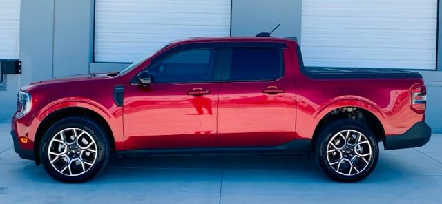 Certified 2025 Ford Maverick Lariat w/ 4K Tow Package AWD/4WD image 7