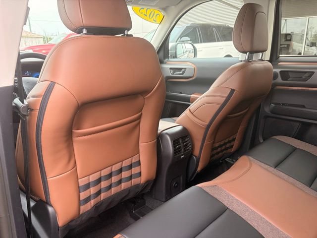 Certified 2025 Ford Bronco Sport Outer Banks w/ Outer Banks Tech Package+ AWD/4WD image 24