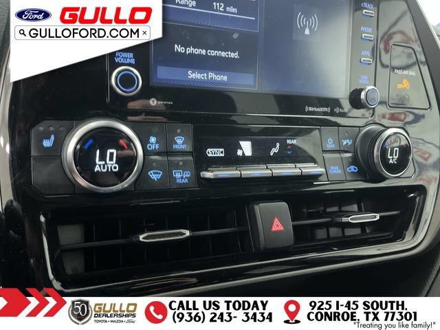 Used 2022 Toyota Highlander XLE FWD image 27