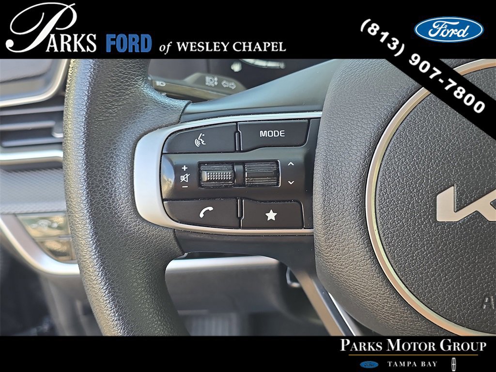 Used 2023 Kia Sportage LX image 28