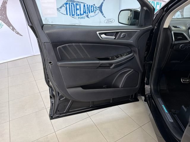 Certified 2018 Ford Edge Sport w/ Equipment Group 401A AWD/4WD image 12