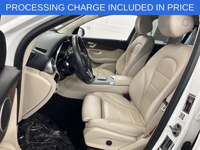 Used 2022 Mercedes-Benz GLC 300 4MATIC image 3