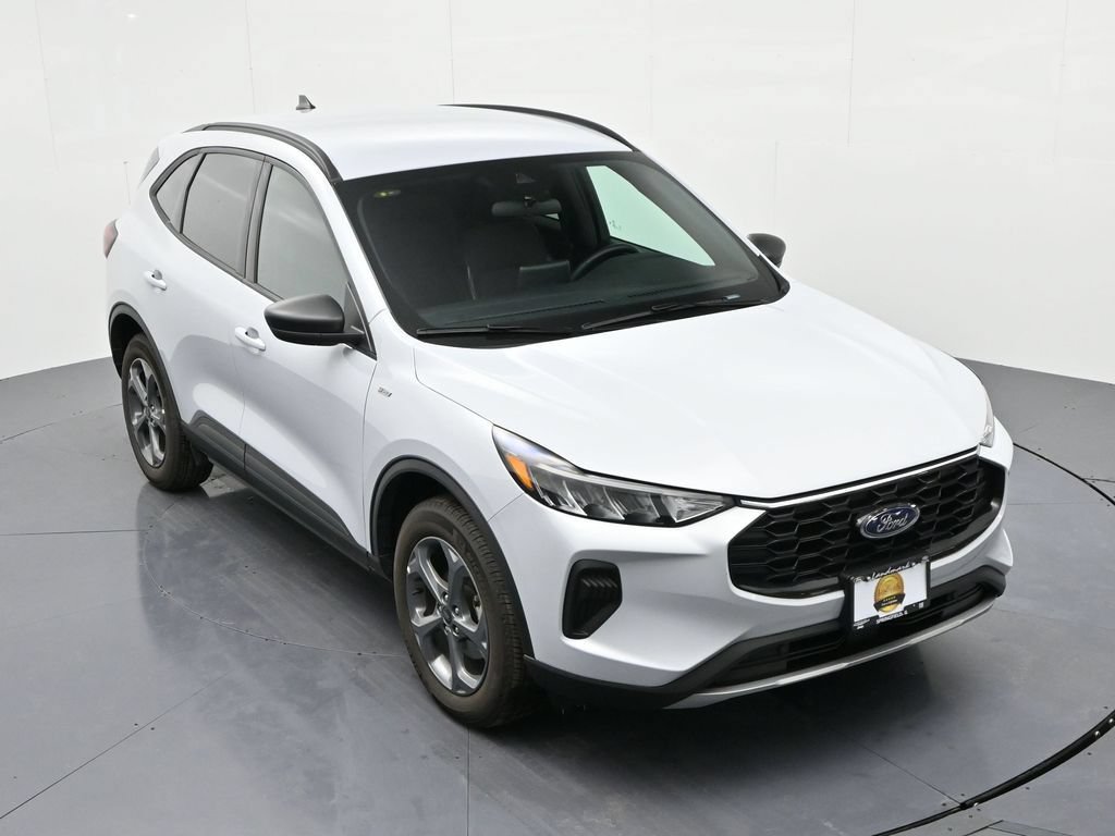 Certified 2025 Ford Escape ST-Line AWD/4WD image 16