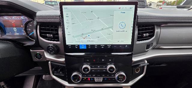 Certified 2023 Ford Expedition XLT image 12