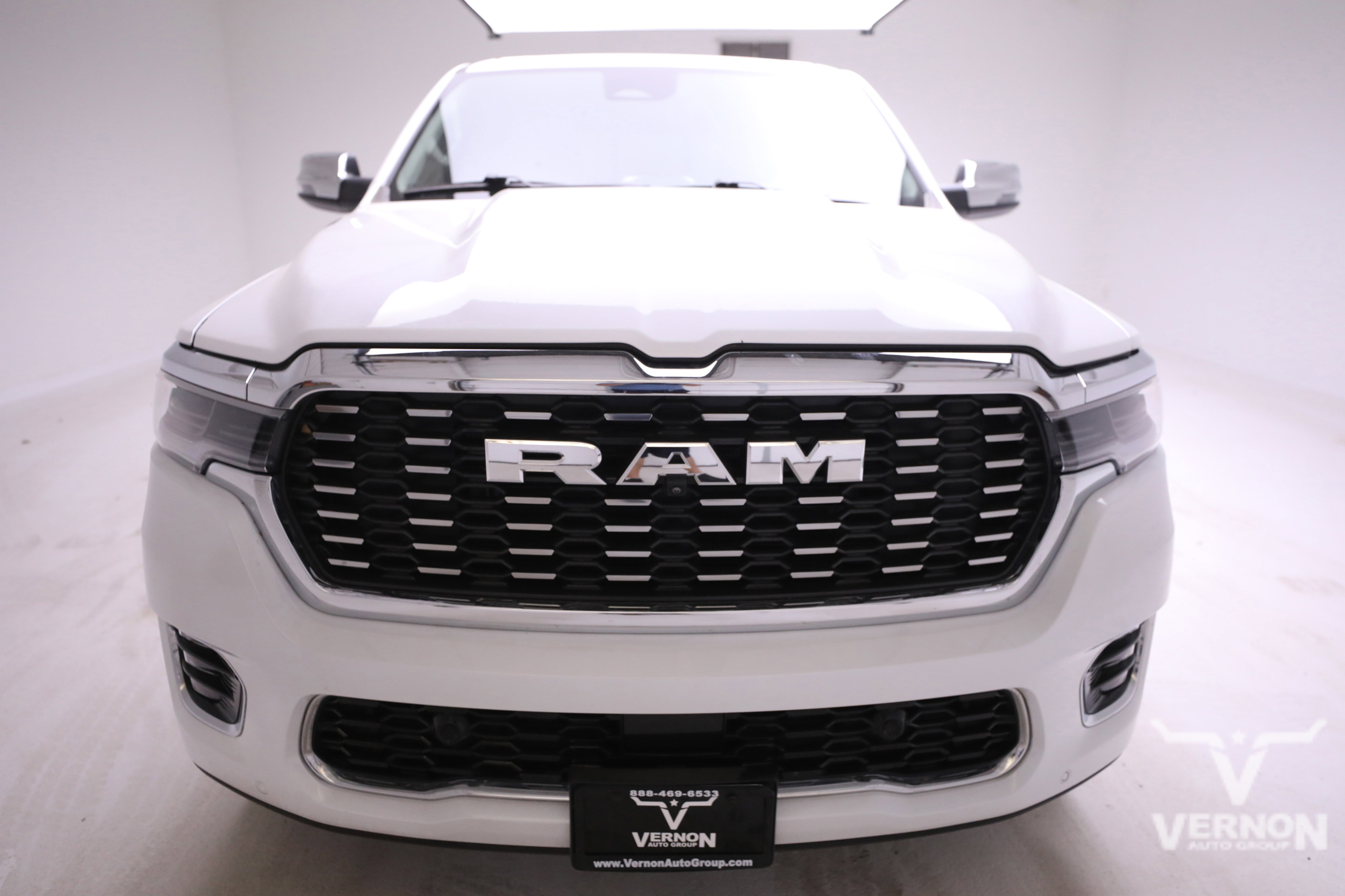 Used 2025 RAM 1500 Tungsten w/ Bed Utility Group AWD/4WD image 8