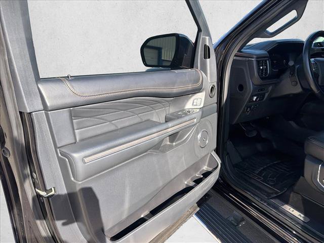 Certified 2022 Ford Expedition Platinum AWD/4WD image 9