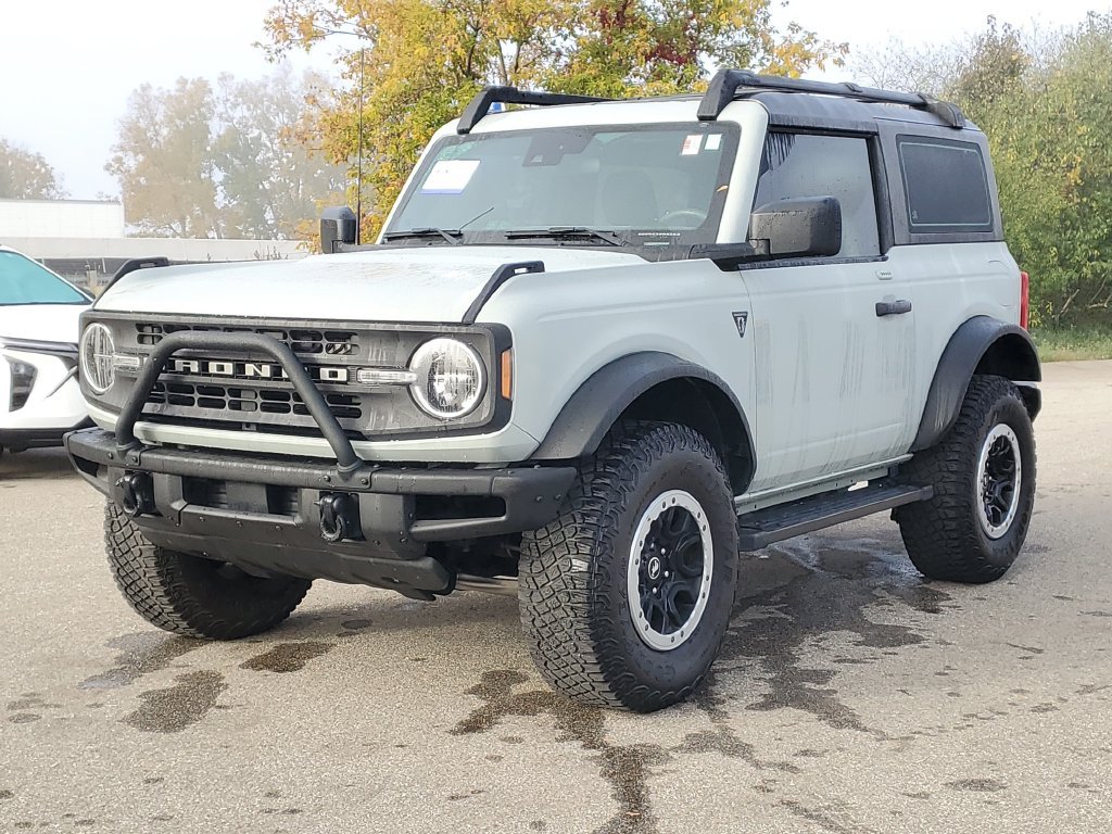 Certified 2023 Ford Bronco 2-Door w/ Sasquatch Package AWD/4WD image 2