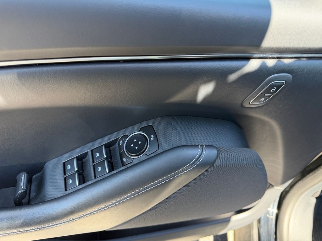 Certified 2023 Ford Mustang Mach-E Select AWD/4WD image 21