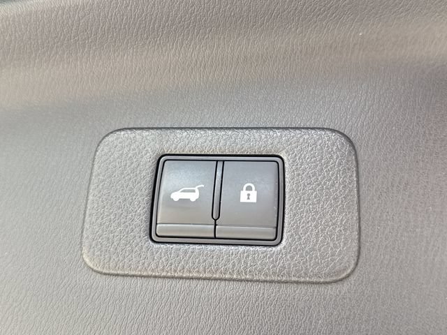 Used 2023 Nissan Armada Platinum w/ Captain's Chairs Package AWD/4WD image 21