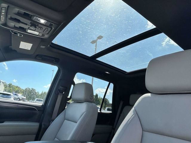 Used 2024 Chevrolet Tahoe Z71 w/ Luxury Package AWD/4WD image 17