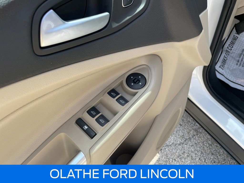 Certified 2017 Ford Escape SE AWD/4WD image 13