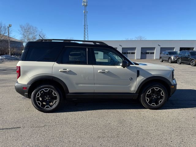 Certified 2025 Ford Bronco Sport Outer Banks w/ Outer Banks Tech Package+ image 3