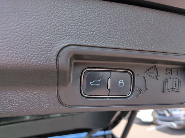 Certified 2023 Ford Explorer XLT w/ Equipment Group 202A AWD/4WD image 22