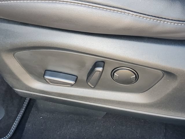 Certified 2023 Ford Explorer XLT w/ Equipment Group 202A AWD/4WD image 6