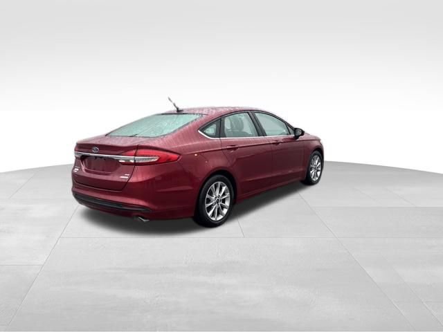 Certified 2017 Ford Fusion SE w/ Fusion SE Technology Package image 4